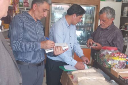 نظارت مقتدرانه تعزیرات حکومتی بر بازار اردبیل؛ شناسایی ۱۰ تخلف در گشت ضربتی