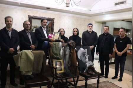موزه شهرداری اردبیل، میزبانِ یادگاری‌های اکبر عبدی شد