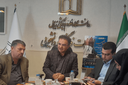 از تجلیل ۱۹ طبیب پیشکسوت تا رونمایی سردیس منافزاده
